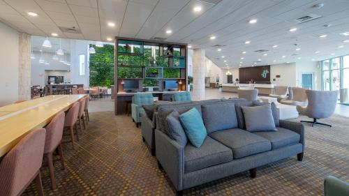 holiday inn panama city by ihg