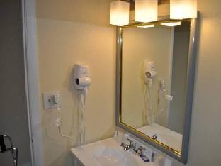 blue marlin inn and suites