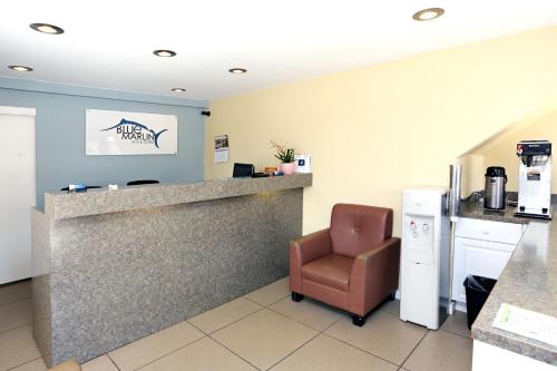 blue marlin inn and suites