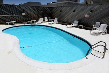 blue marlin inn and suites