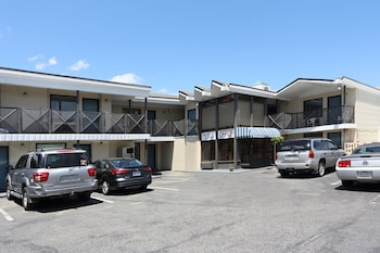 blue marlin inn and suites