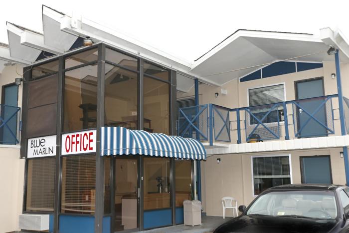 blue marlin inn and suites