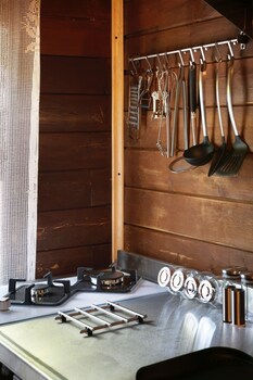 gayb i boutique home