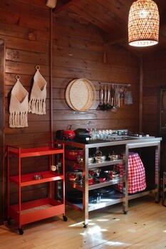 gayb i boutique home