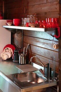 gayb i boutique home
