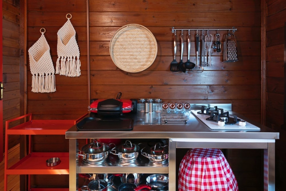 gayb i boutique home