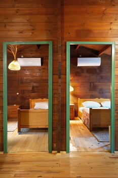 gayb i boutique home