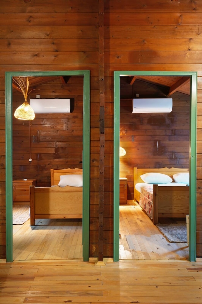gayb i boutique home