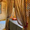 gayb i boutique home