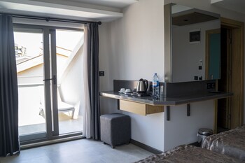 peramis hotel and spa