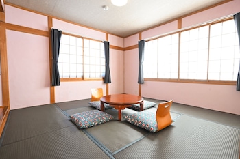 lakeside guest house hostel jil