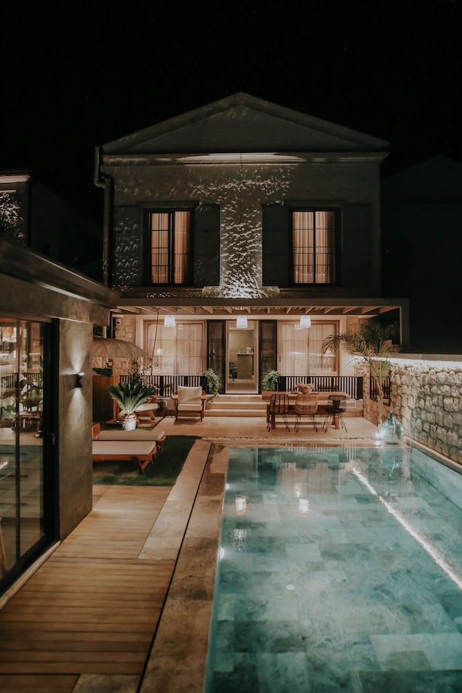 paye alacati butik otel