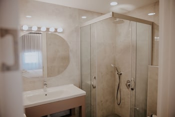 paye alacati butik otel