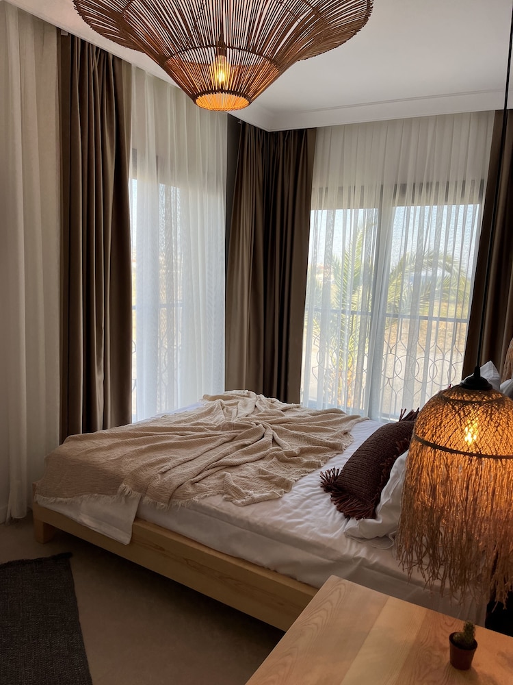 lagom hotel seferihisar