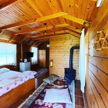 demre sahildeki ev bungalov
