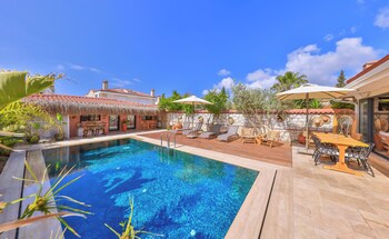 alacati caliza hotel