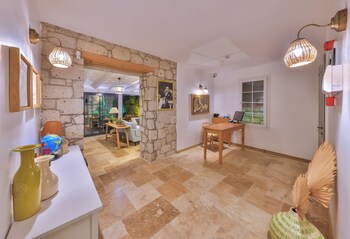 alacati caliza hotel