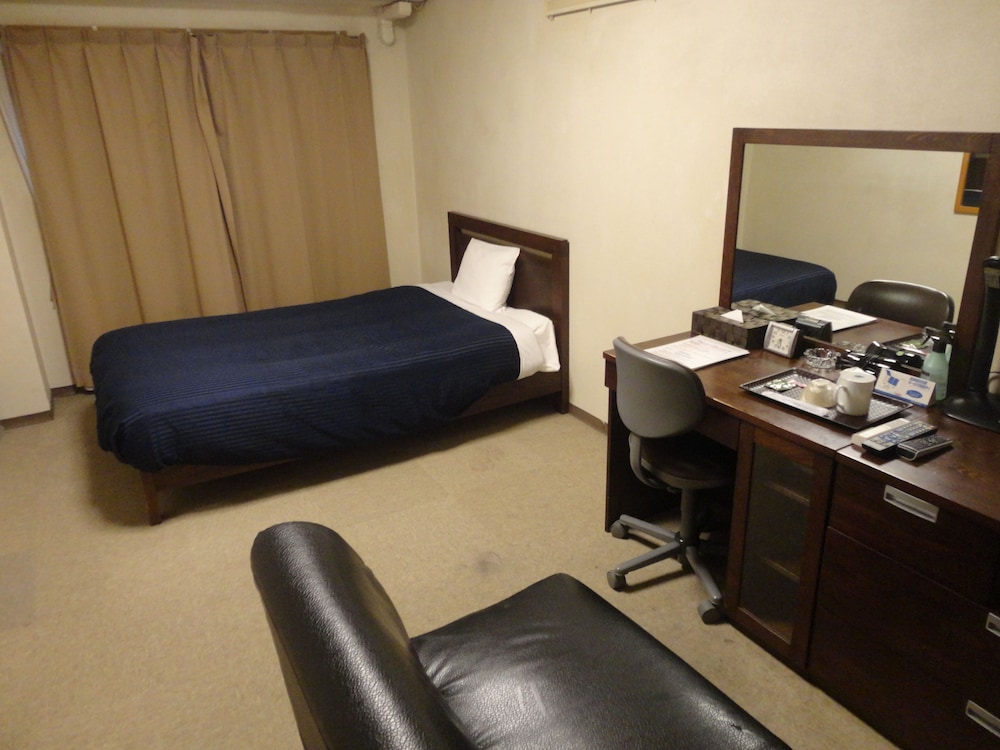 hotel livemax nagoya