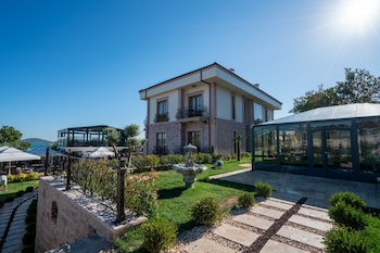 cunda baradiel hotel