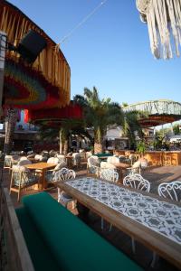 Lal Azure Alacati,,1 star