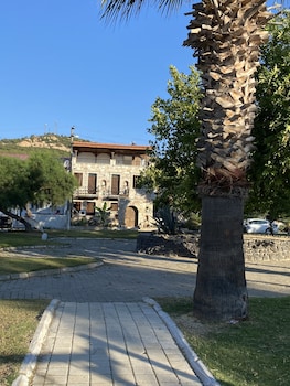 ionia liberty stone hotel