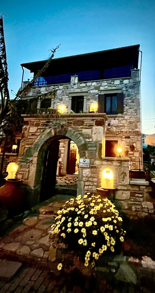 ionia liberty stone hotel