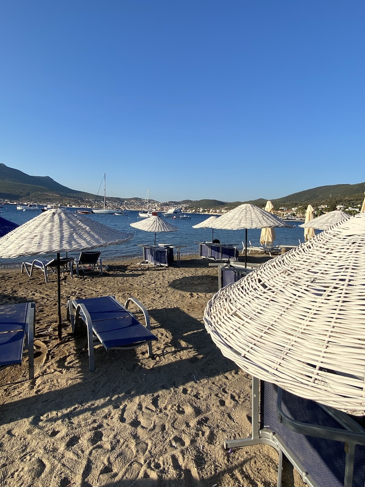 ionia liberty stone hotel