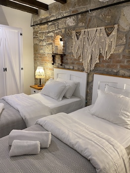 ionia liberty stone hotel