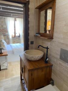 ionia liberty stone hotel