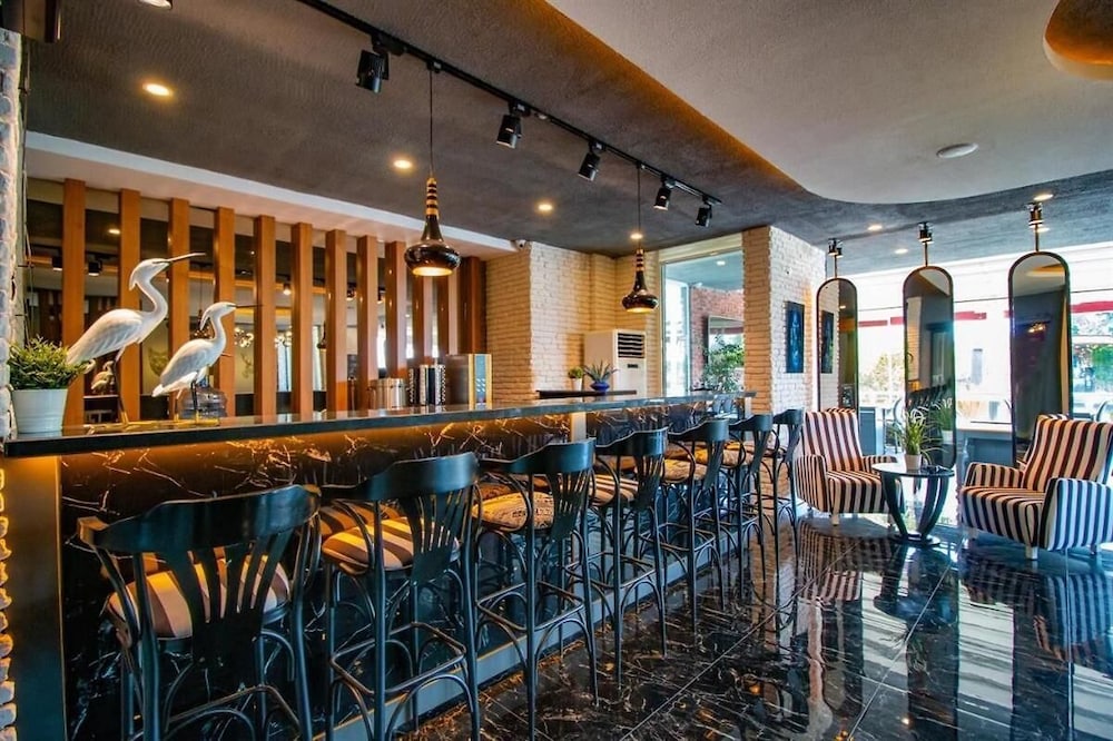 avsar boutique hotel