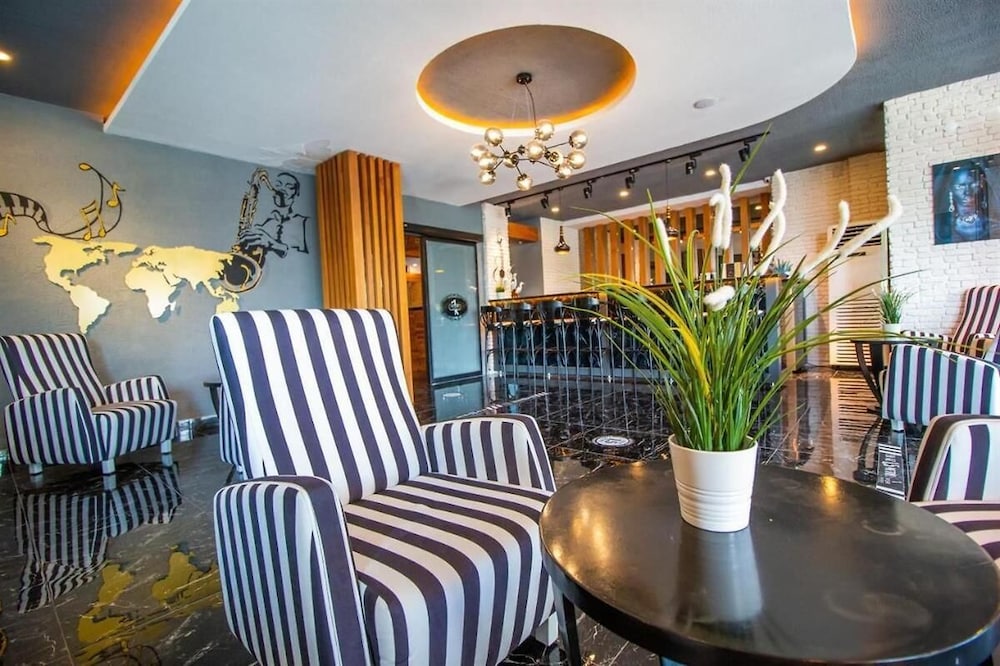 avsar boutique hotel