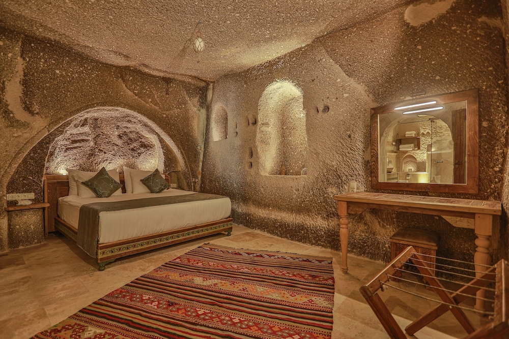 sah saray cave suites halal hotel