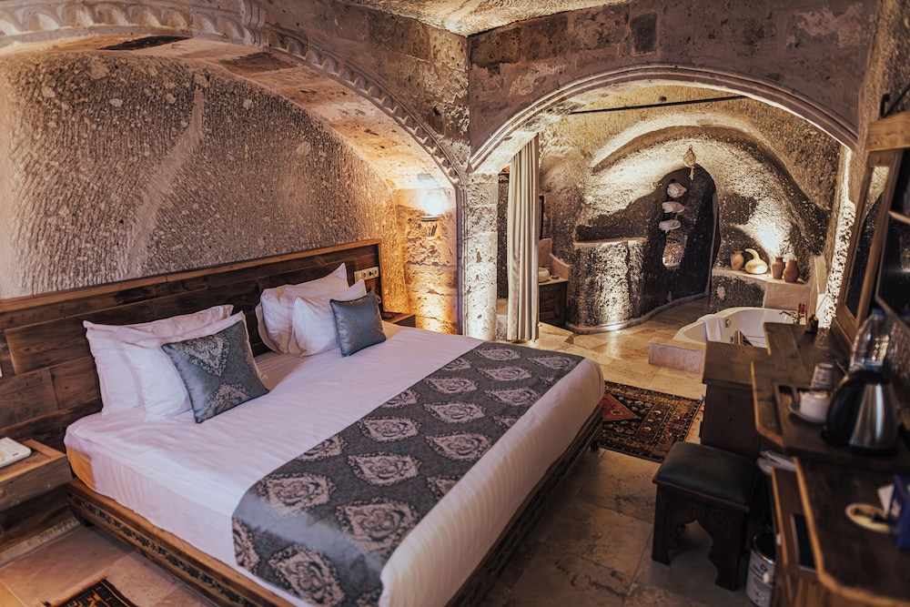 sah saray cave suites halal hotel
