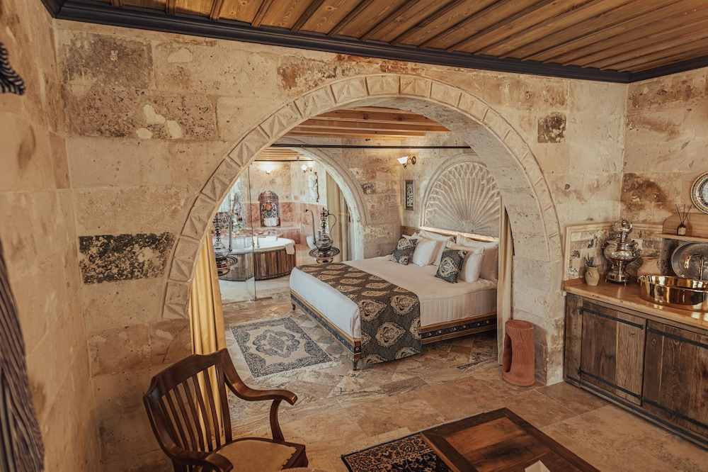 sah saray cave suites halal hotel