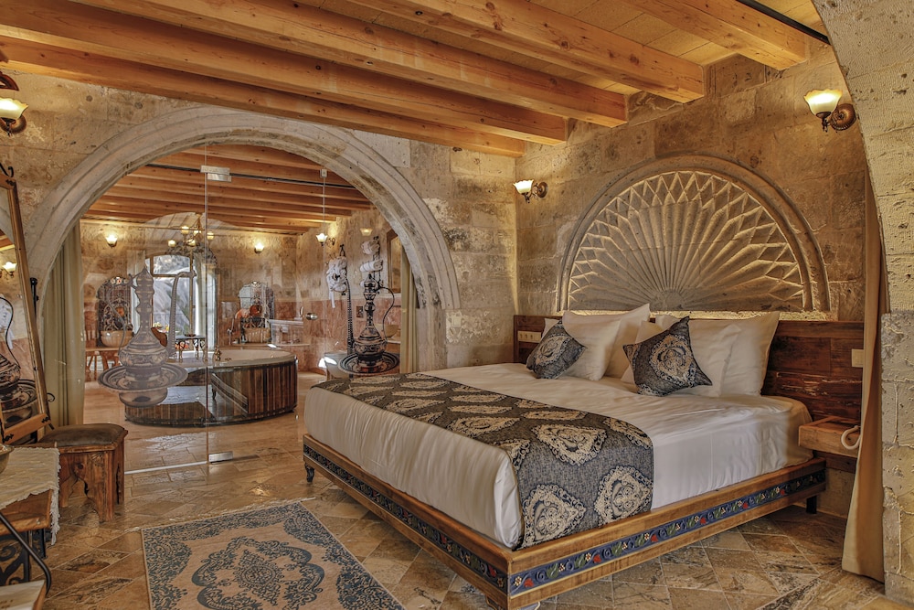 sah saray cave suites halal hotel