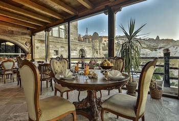 sah saray cave suites halal hotel