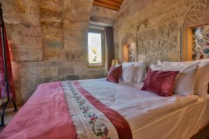 sah saray cave suites halal hotel