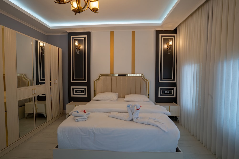 poison garden suite and spa