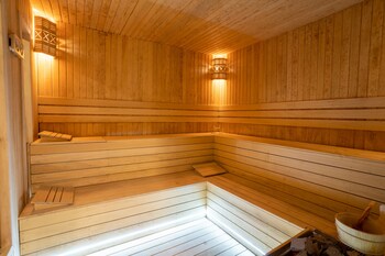 Poison Garden Suite & Spa,,1 star