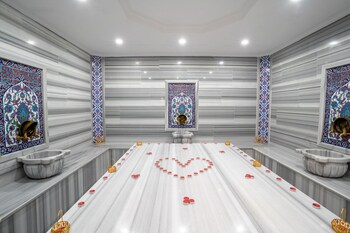 Poison Garden Suite & Spa,,1 star