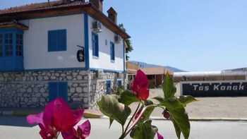 tas konak butik otel bungalov