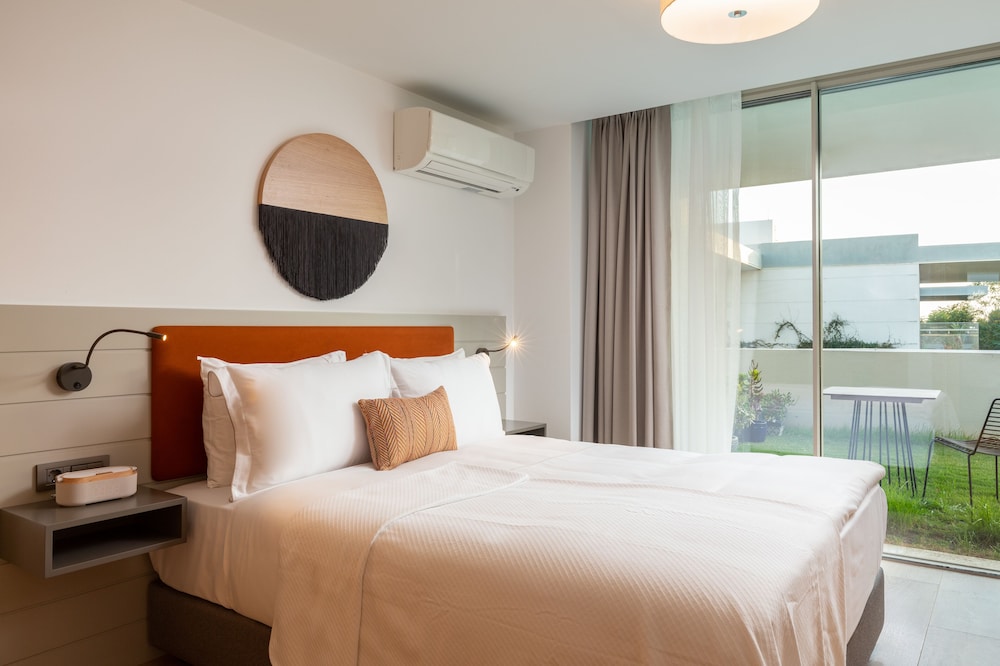 hiddenbay teos hotel sigacik