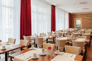holiday inn nurnberg city centre by ihg