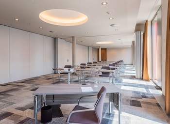 hilton garden inn stuttgart neckar park