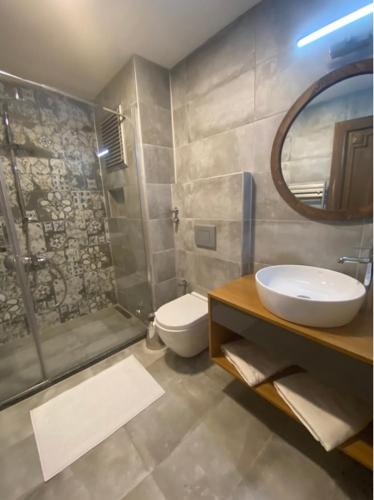 in ephesus otel and art galery