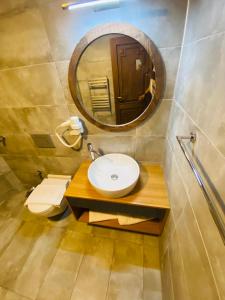 in ephesus otel and art galery