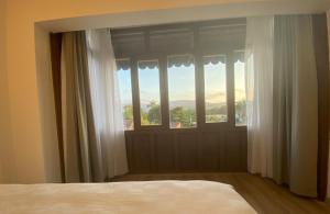 in ephesus otel and art galery