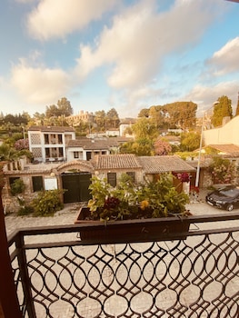 in ephesus otel and art galery