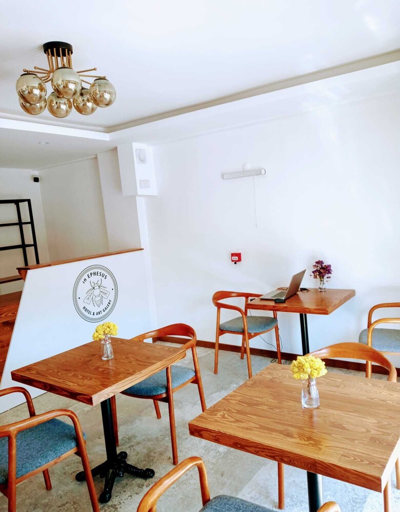 in ephesus otel and art galery