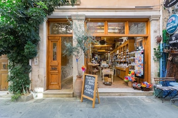Avli Lounge Apartments,Platanes>>Crete,4 star